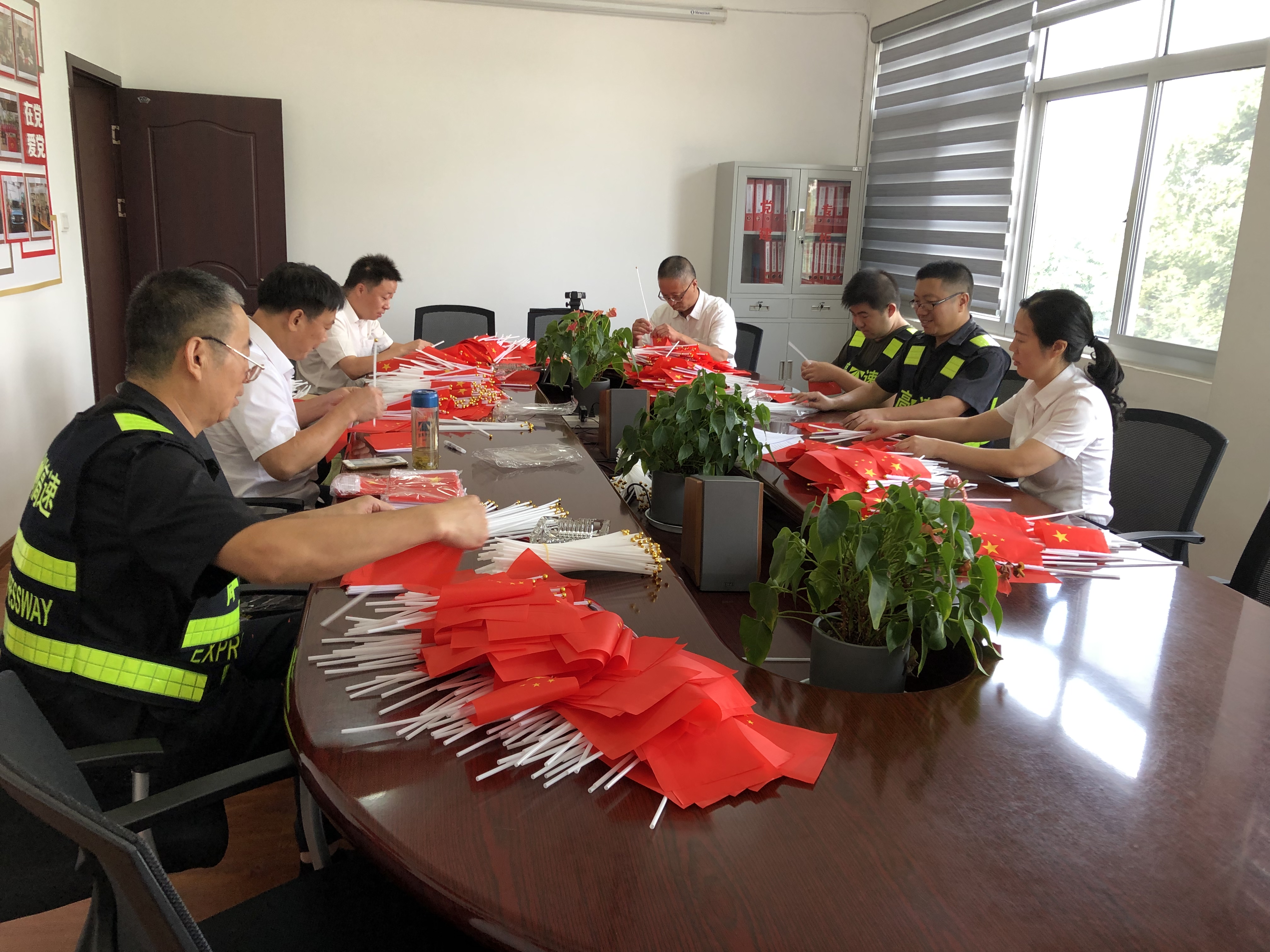 1664440206312197.jpg 照片1 制國旗洪清源拍攝.jpg