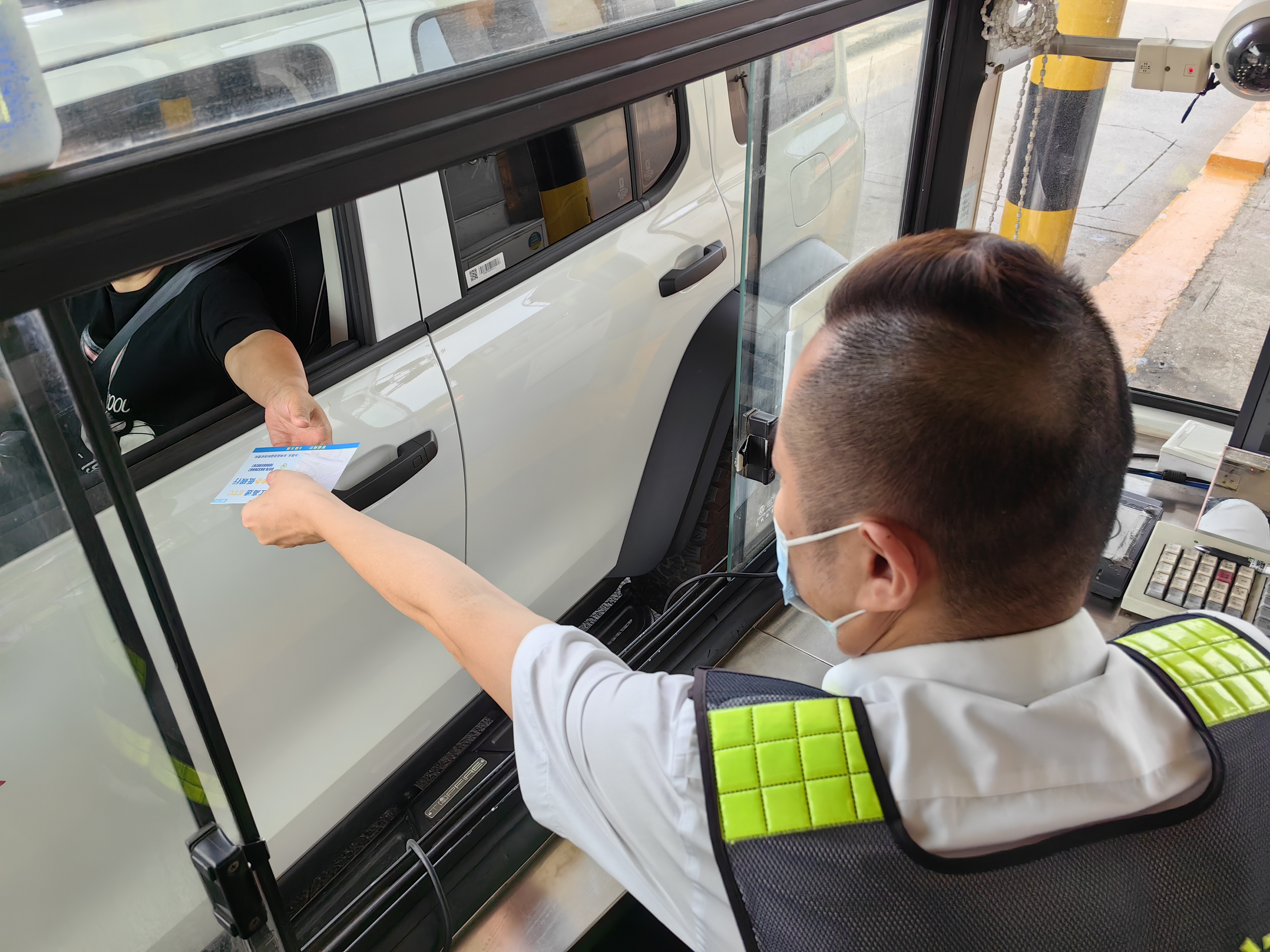 1685904327478014.jpg 2.jpg