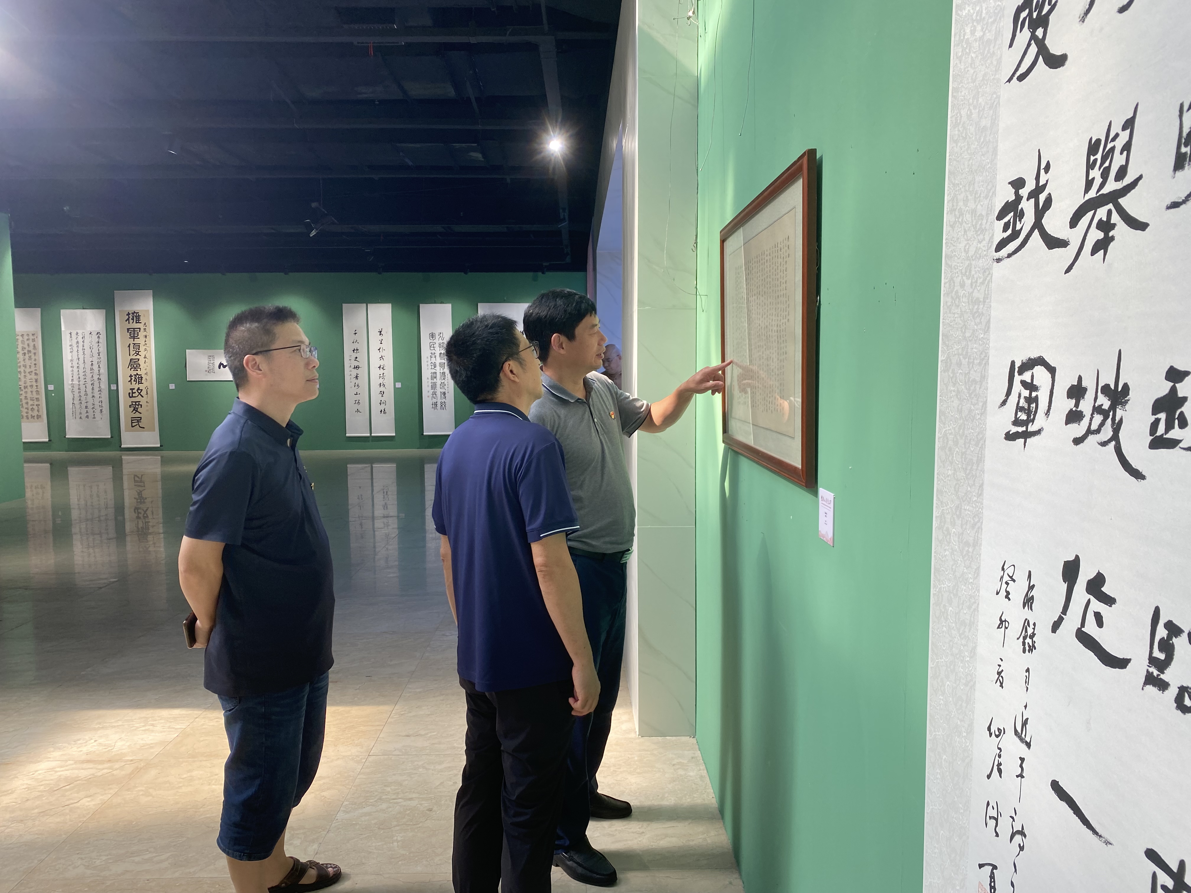 1692002861163812.jpg 1f638e116d951c886105b16ff72b77b.jpg